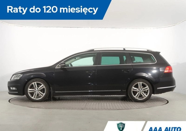 Volkswagen Passat cena 45000 przebieg: 205790, rok produkcji 2013 z Lesko małe 232